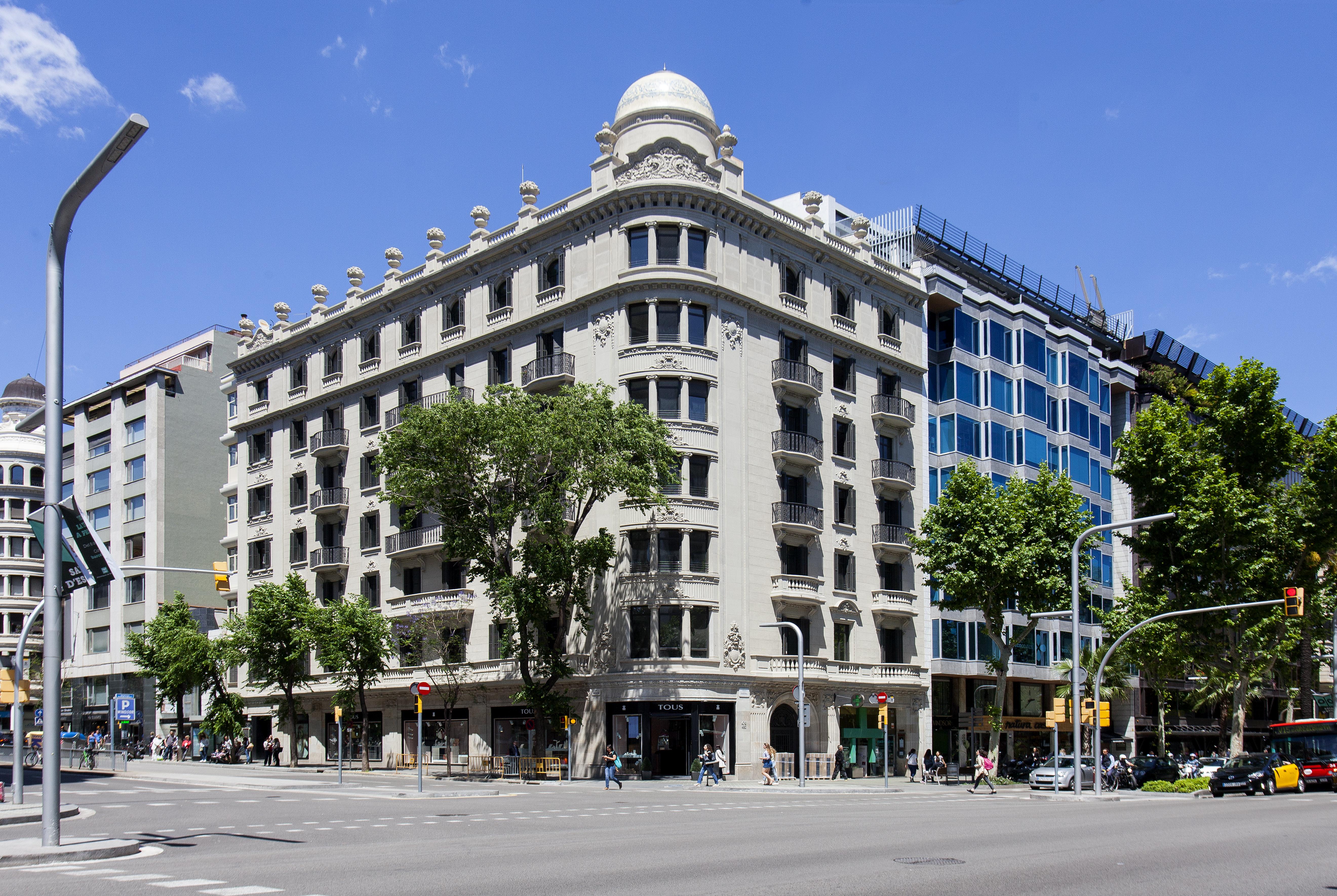 Casagrand Luxury Suites Barcelona Exteriör bild